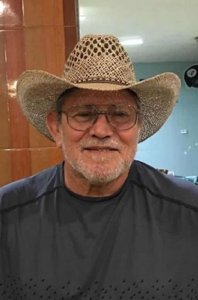 Rey Cruz Orosco Profile Photo