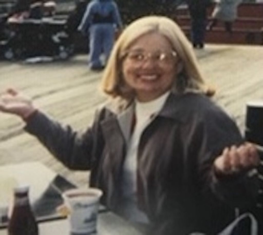Cynthia (Cindy) Dellecroce
