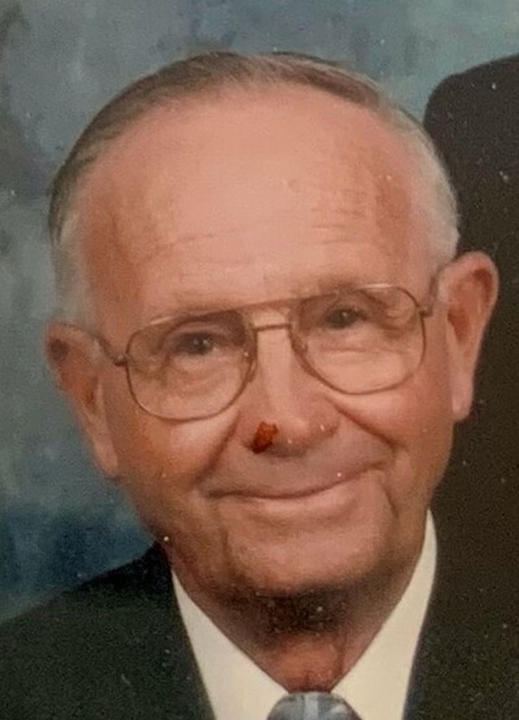 Elmo Clifford Crosby Profile Photo