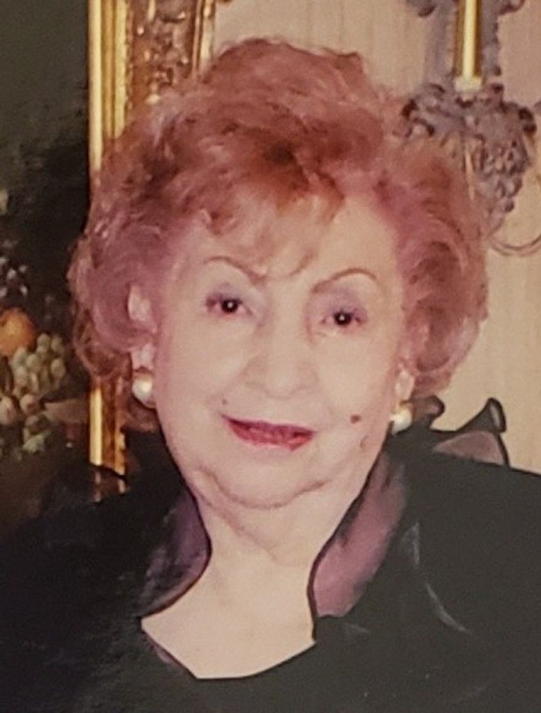 Gloria Gutierrez De Hinojosa