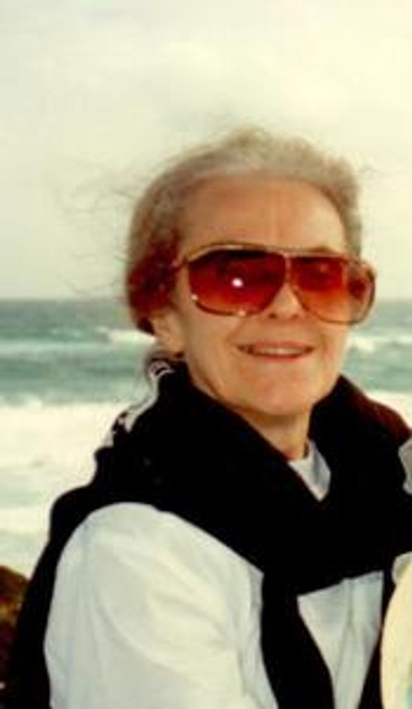 Pearl Lorraine Comeau