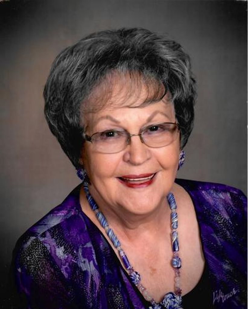 Myrtle "Myrt" Virginia Mcreynolds