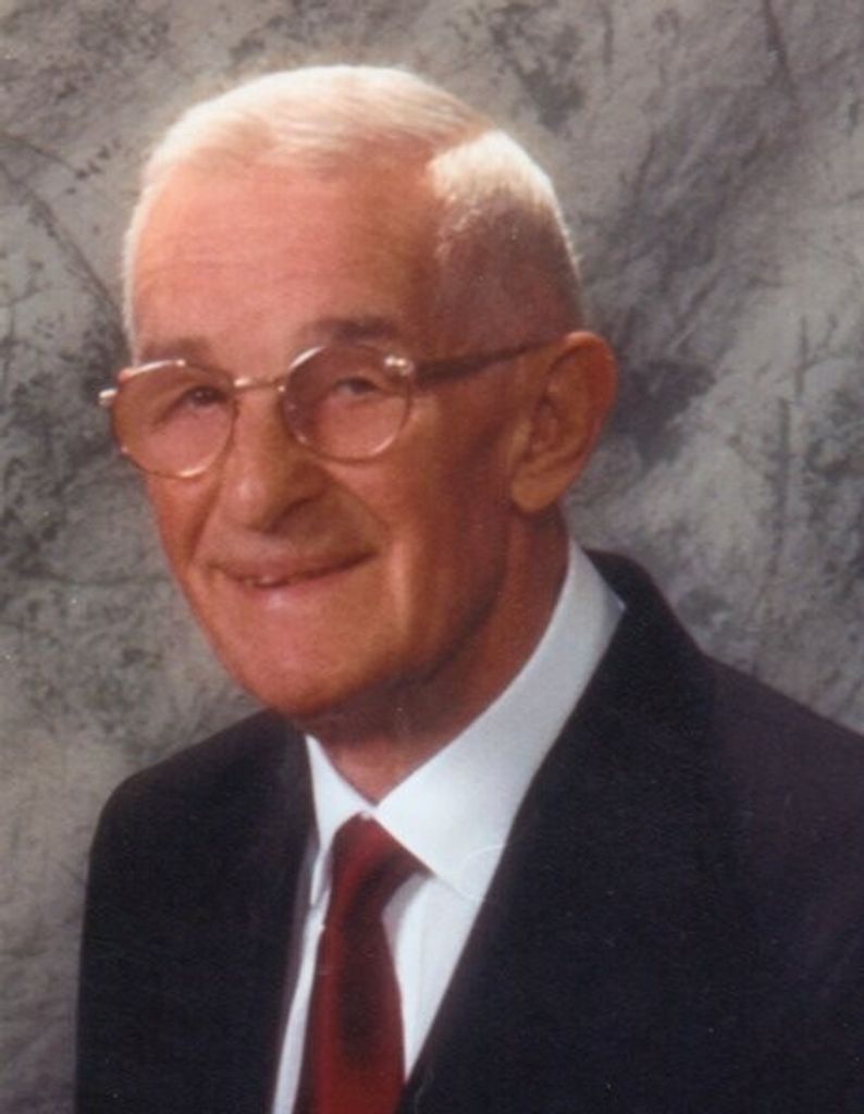 William 'Bill' James Calhoun Profile Photo