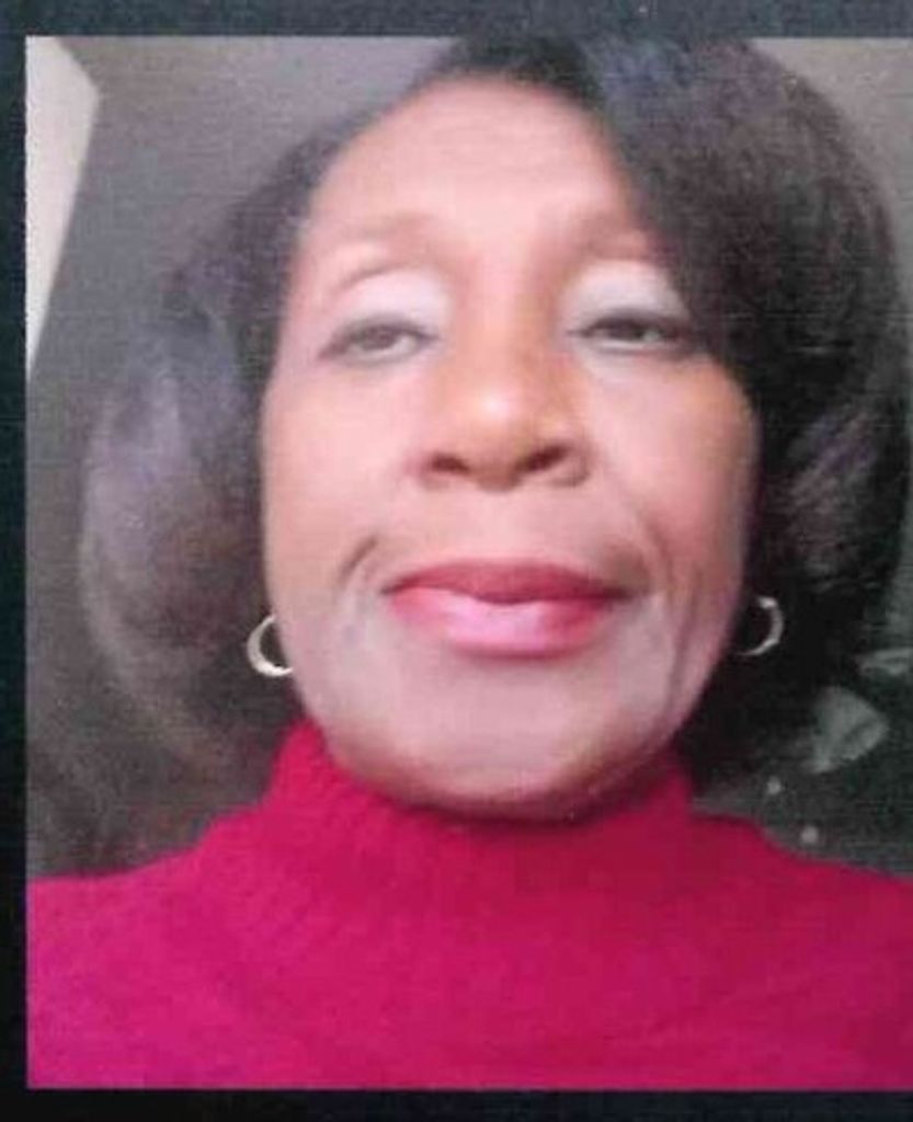 Elaine Watkins Profile Photo
