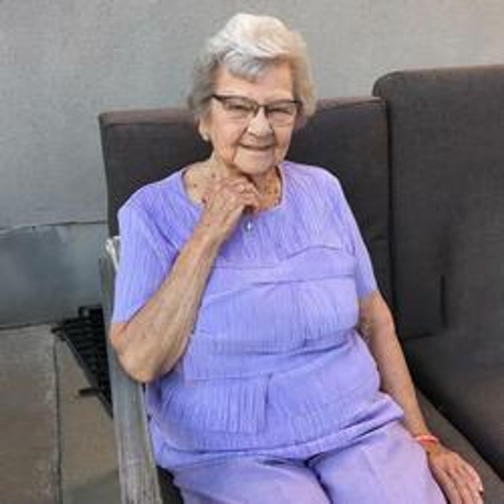 Maxine Hanson Profile Photo