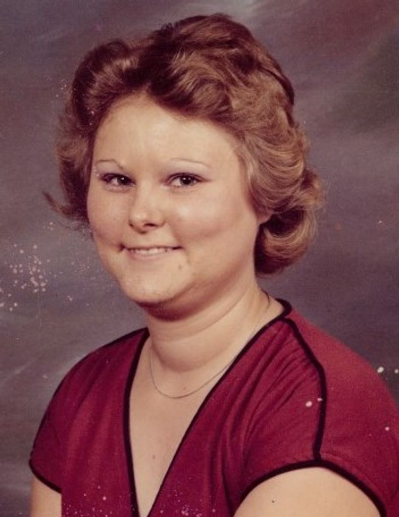 Gladys Ann (Moon)  Tucker