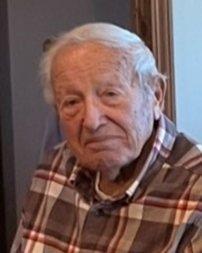 Kenneth DeWitt's obituary image