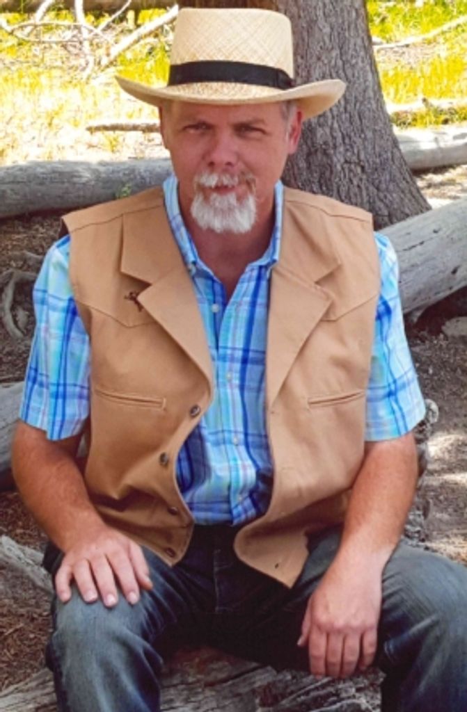 Evan  Terrell Hollon Profile Photo