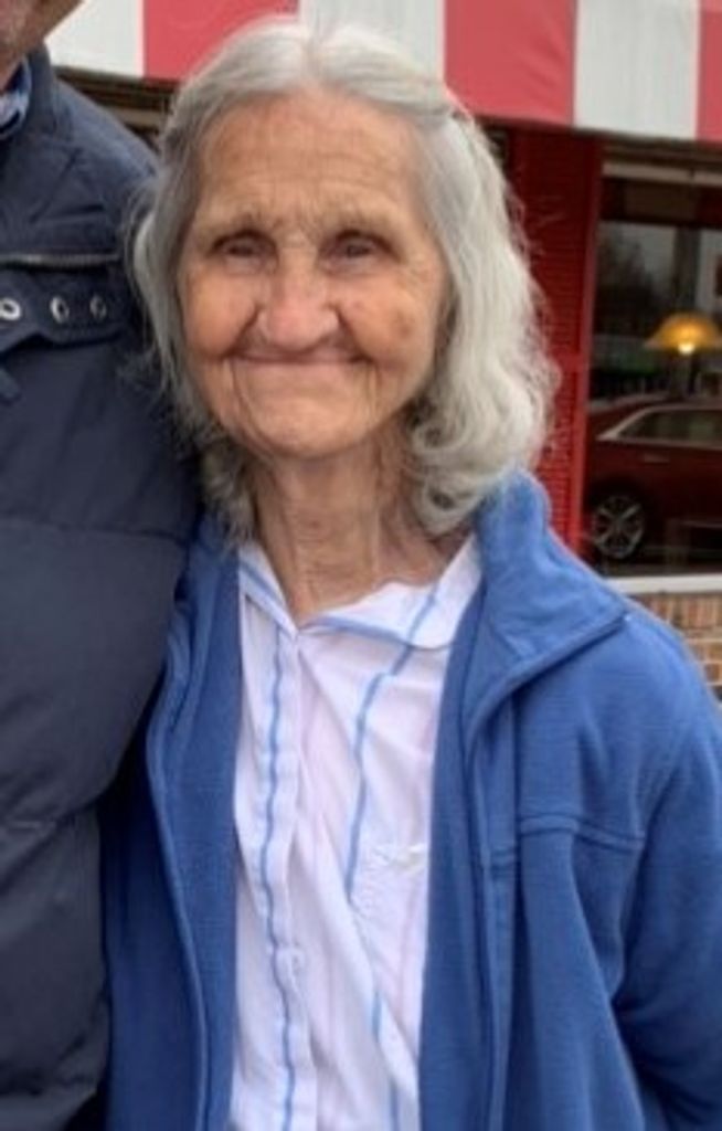 Tennie (Traylor)  Martin Profile Photo