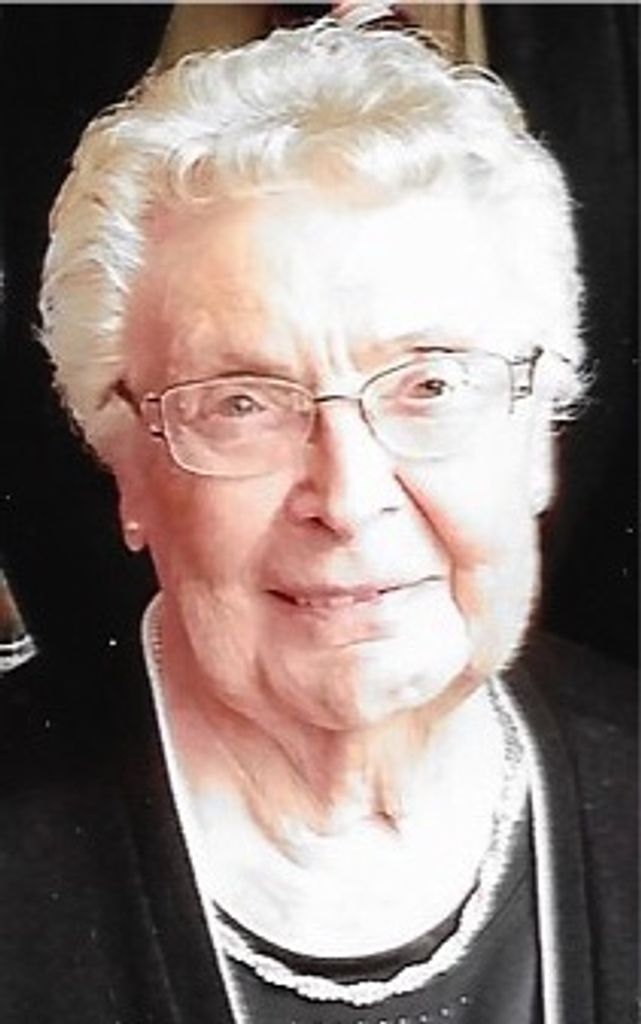 Evelyn Novak Profile Photo