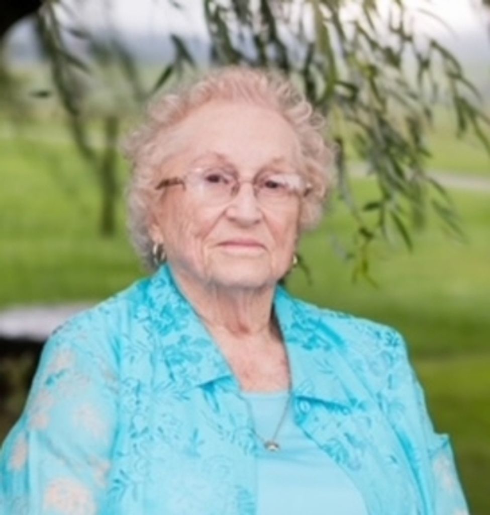 Violet Opal Cassell Profile Photo