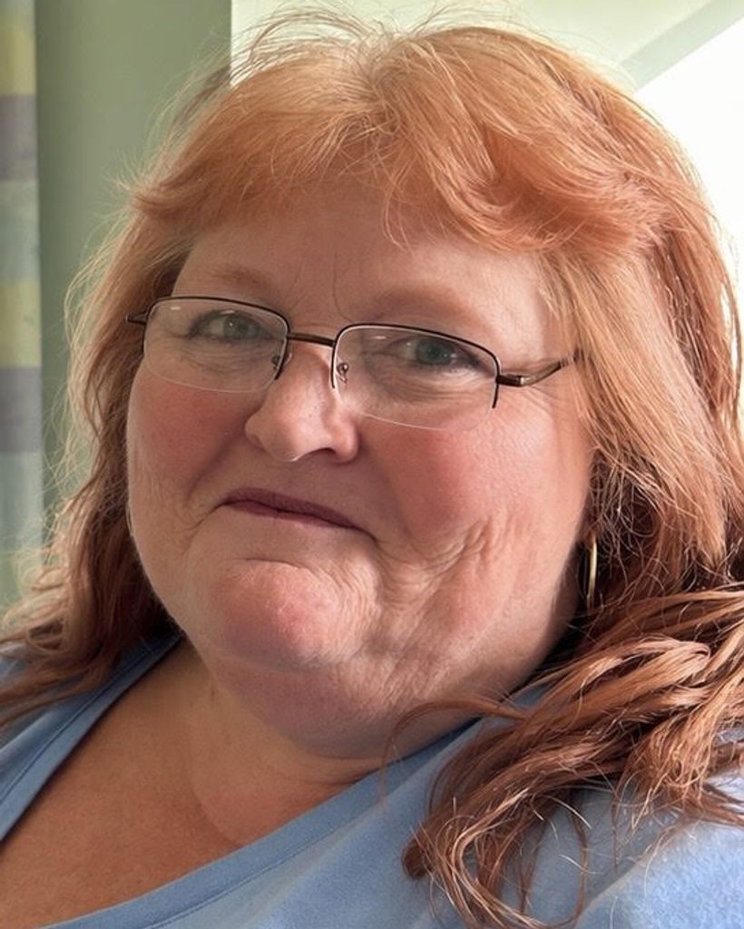 Lisa Linnette Toth Profile Photo