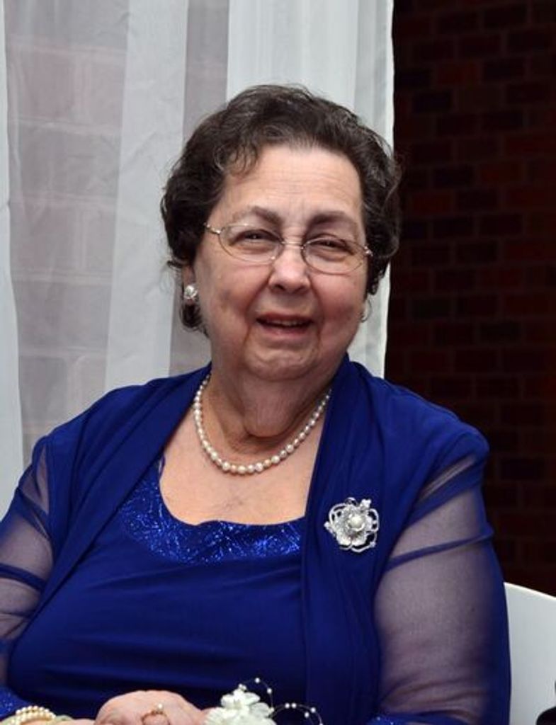 Frances Greaves Profile Photo
