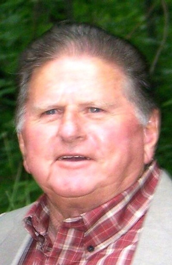 Robert Edward Hook, Jr. Profile Photo