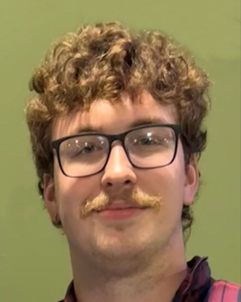 Levi Stear Profile Photo