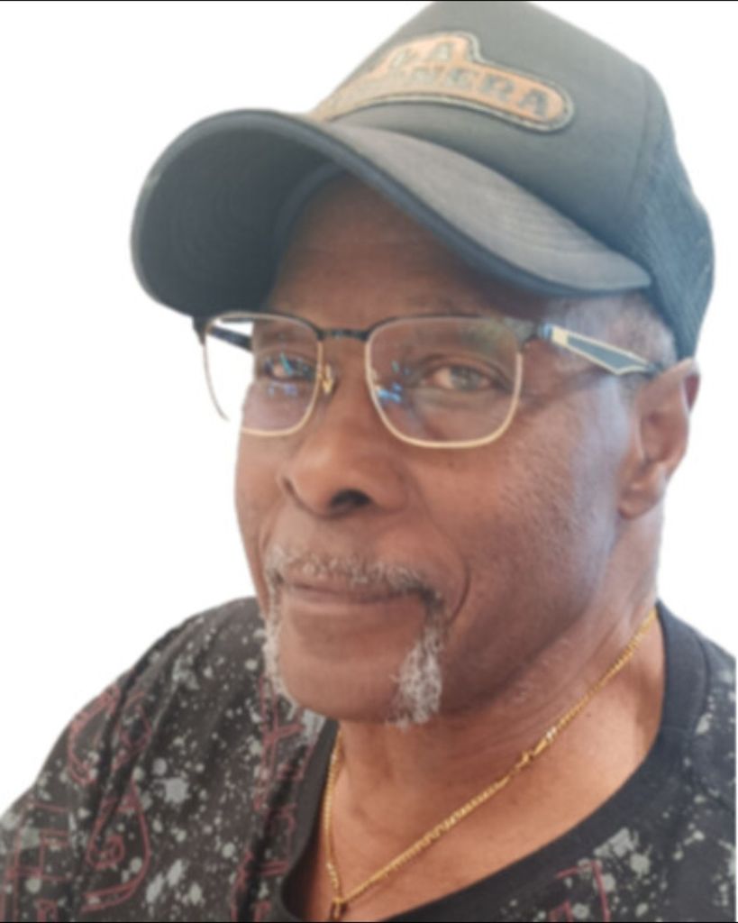 Clyde Lee Russell Profile Photo