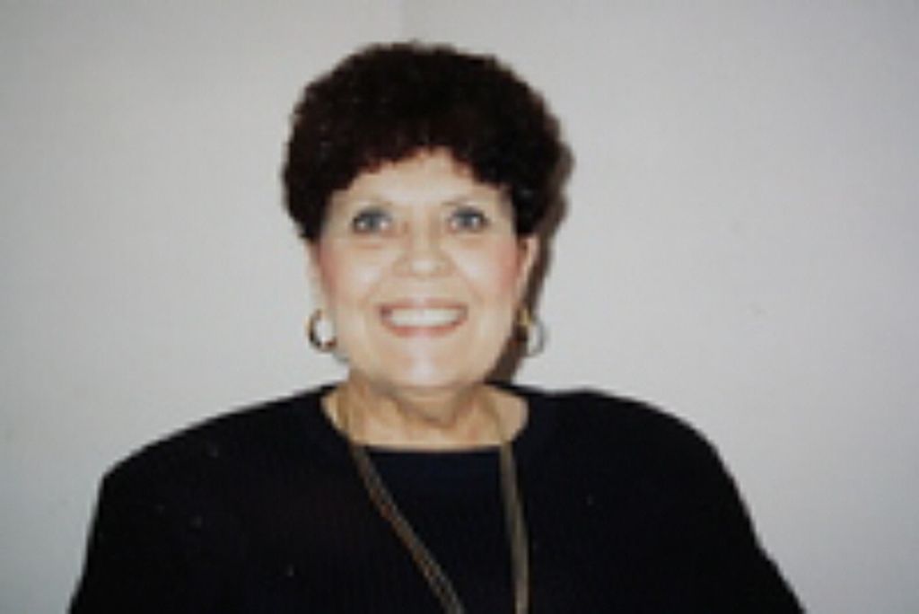 Joan Modena Arthur