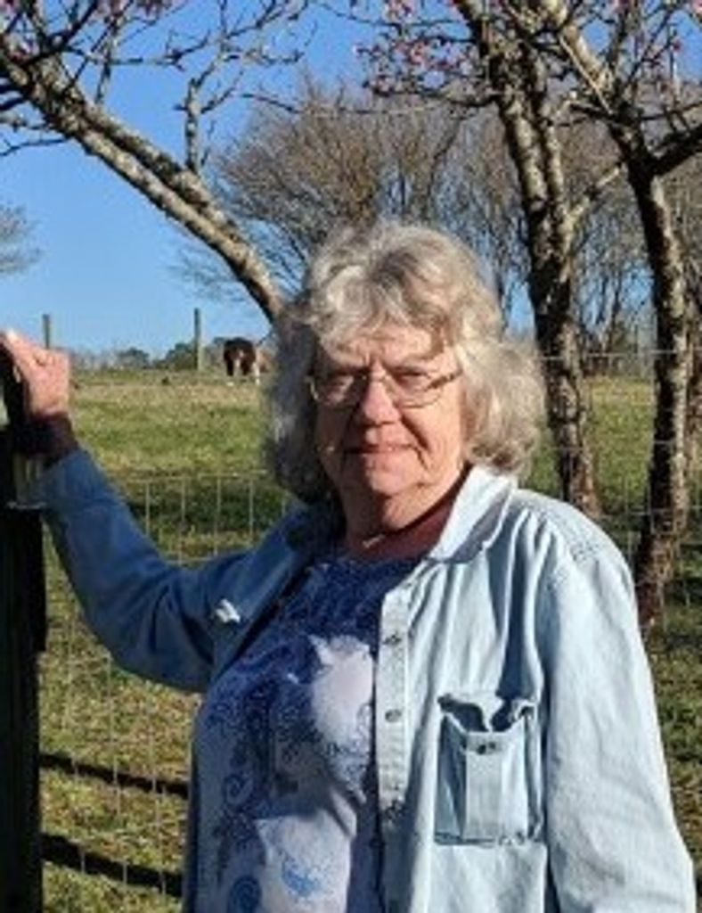 Carol (Brisbois)  Wright Profile Photo