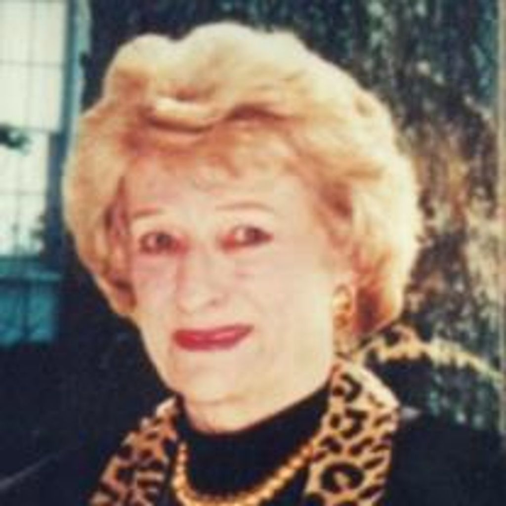 Ella  Mae Barq