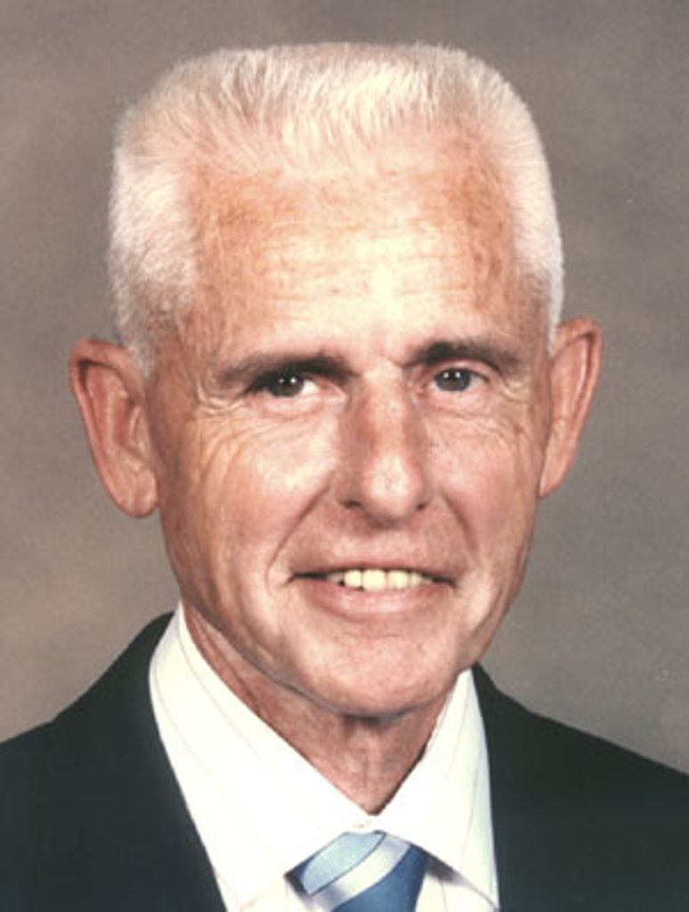 Earl Estes, Jr. Profile Photo
