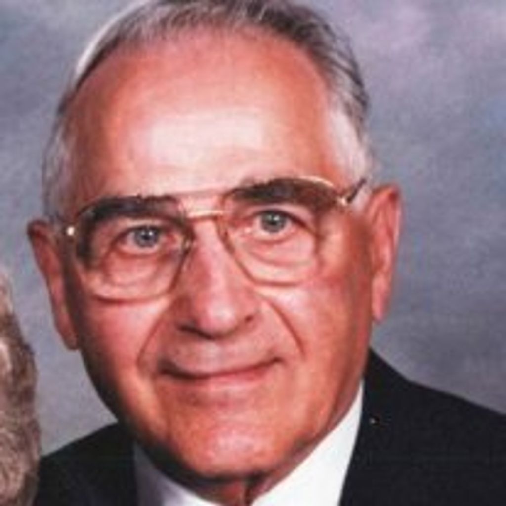 Robert  Hoyer Schrimpf