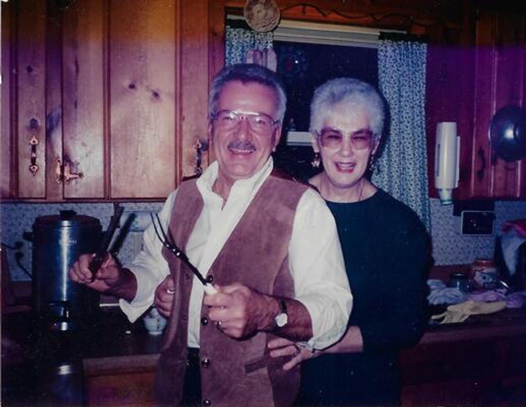 Isaac "Bill" Hoover Bowles Profile Photo
