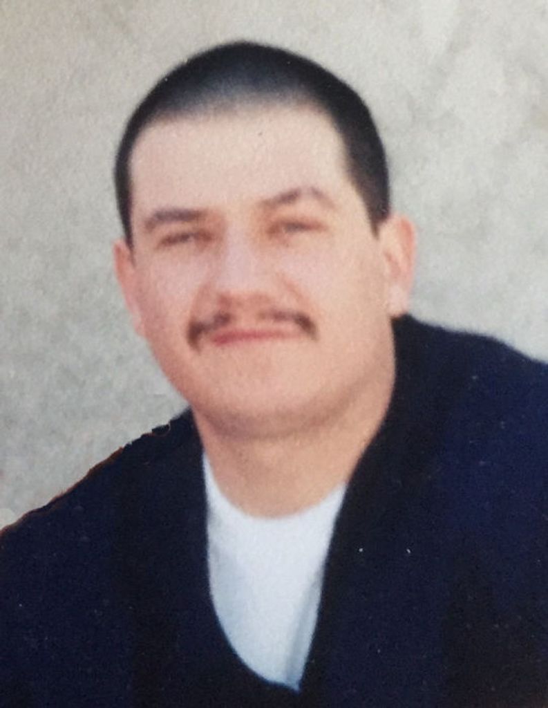 Carlos Vigil