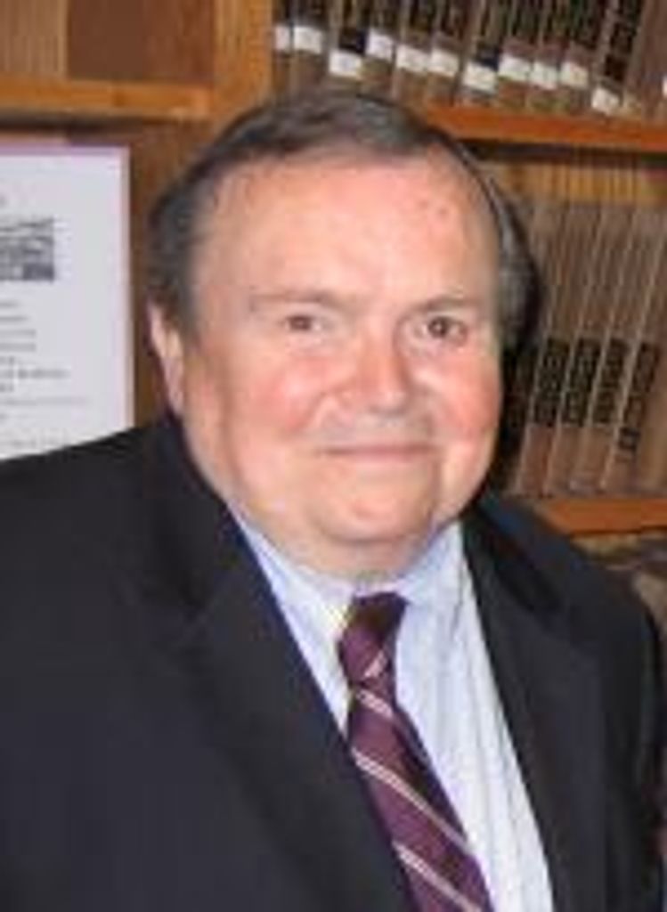 Lee  J. Dunn  Jr.
