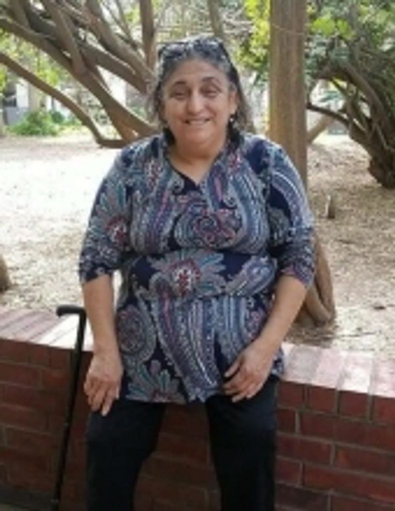 Dora Elia Gauna