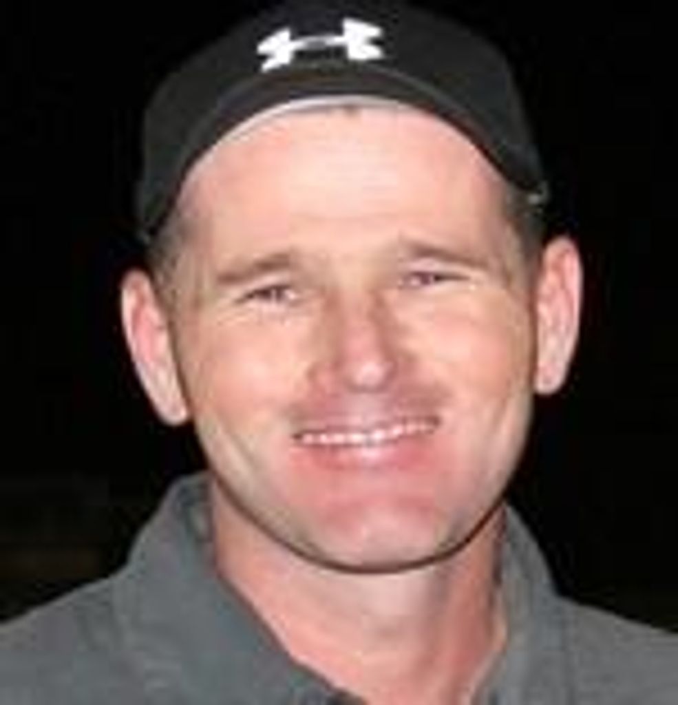 Darrell Ovell Wayne Barton