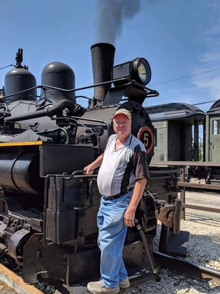 Paul Everett Webb Profile Photo