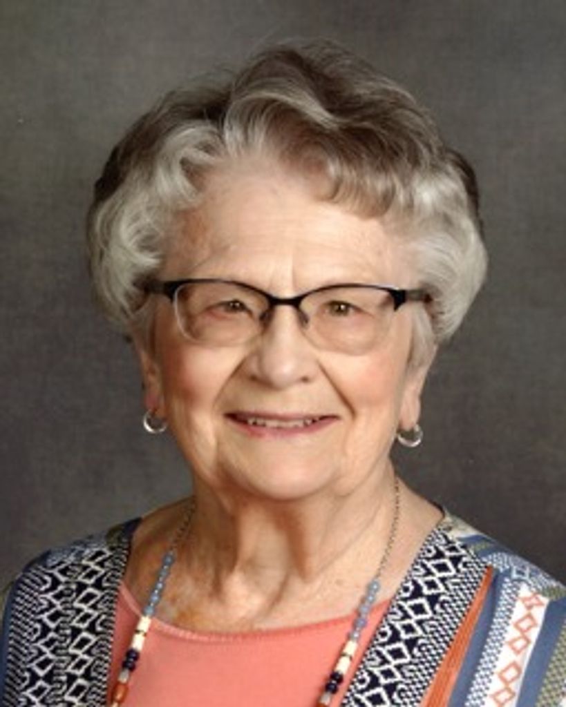 Eileen Marie Binnebose