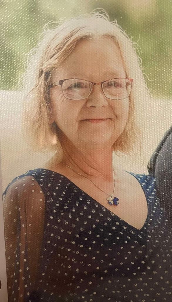 Crissy R. Singer Profile Photo