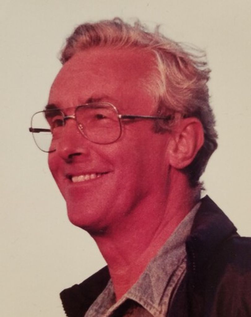 Robert M Whitaker Jr.