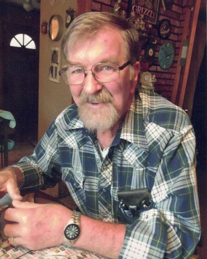 Robert W. Guthrie's obituary image