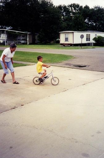 Linda Varnado Legnon photo gallery thumbnail 73 of 86