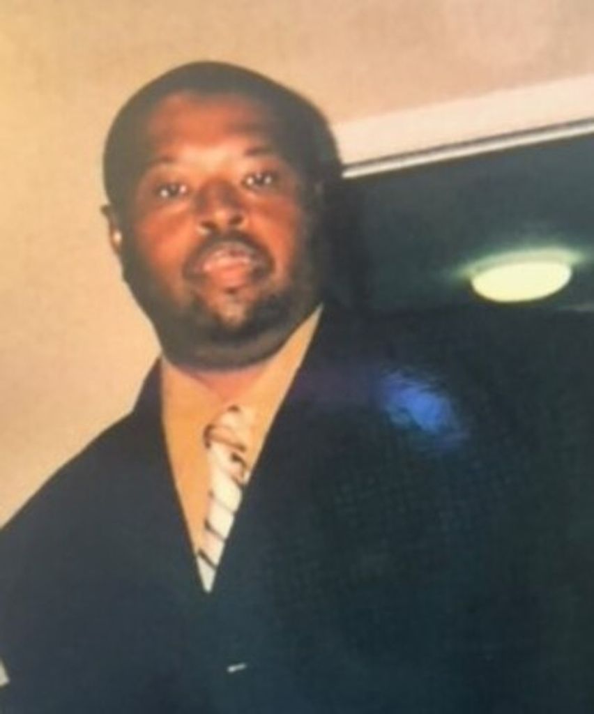 Ron Christopher Cobbs Profile Photo