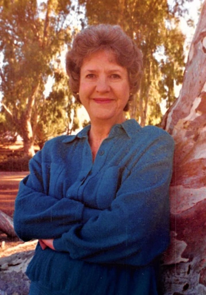 June Houx Profile Photo