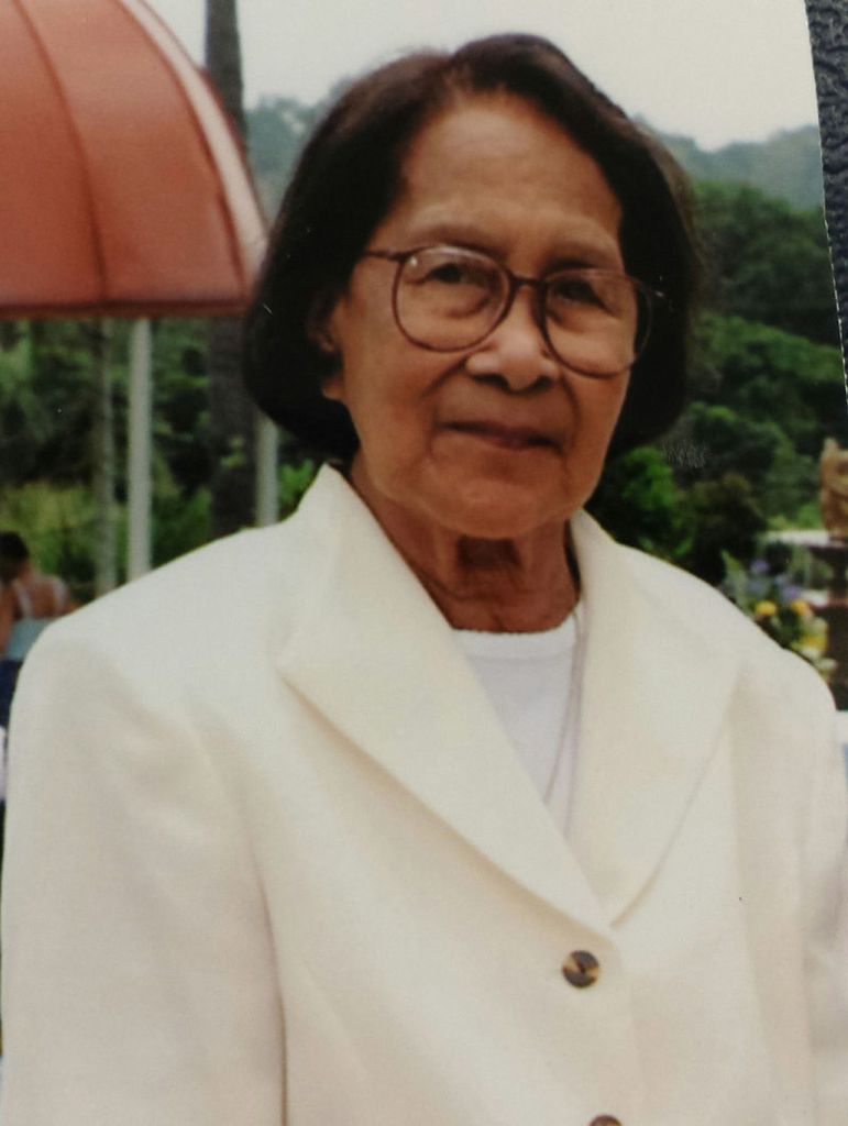 Lucia Surla Nerpiol