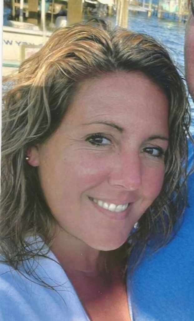 Kelly Marie Wall Profile Photo