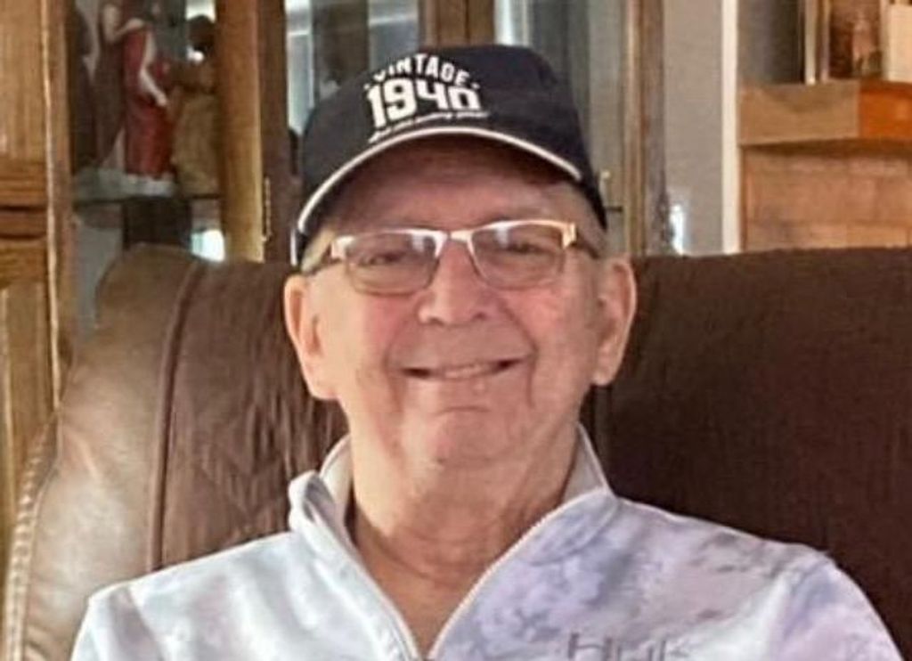 Warren Harris Widmyer Profile Photo