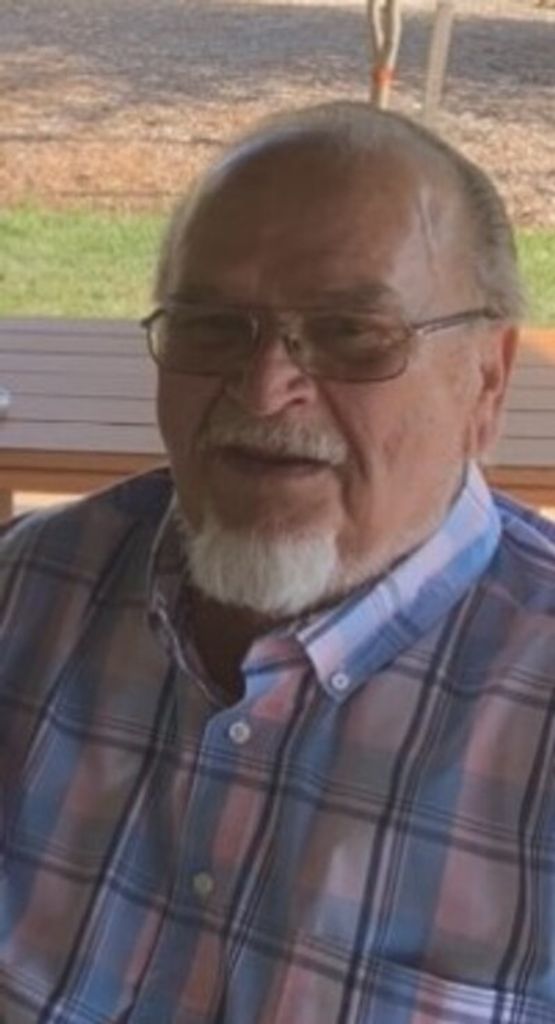 Franklin 'Frankie' Newnam, Jr. Profile Photo