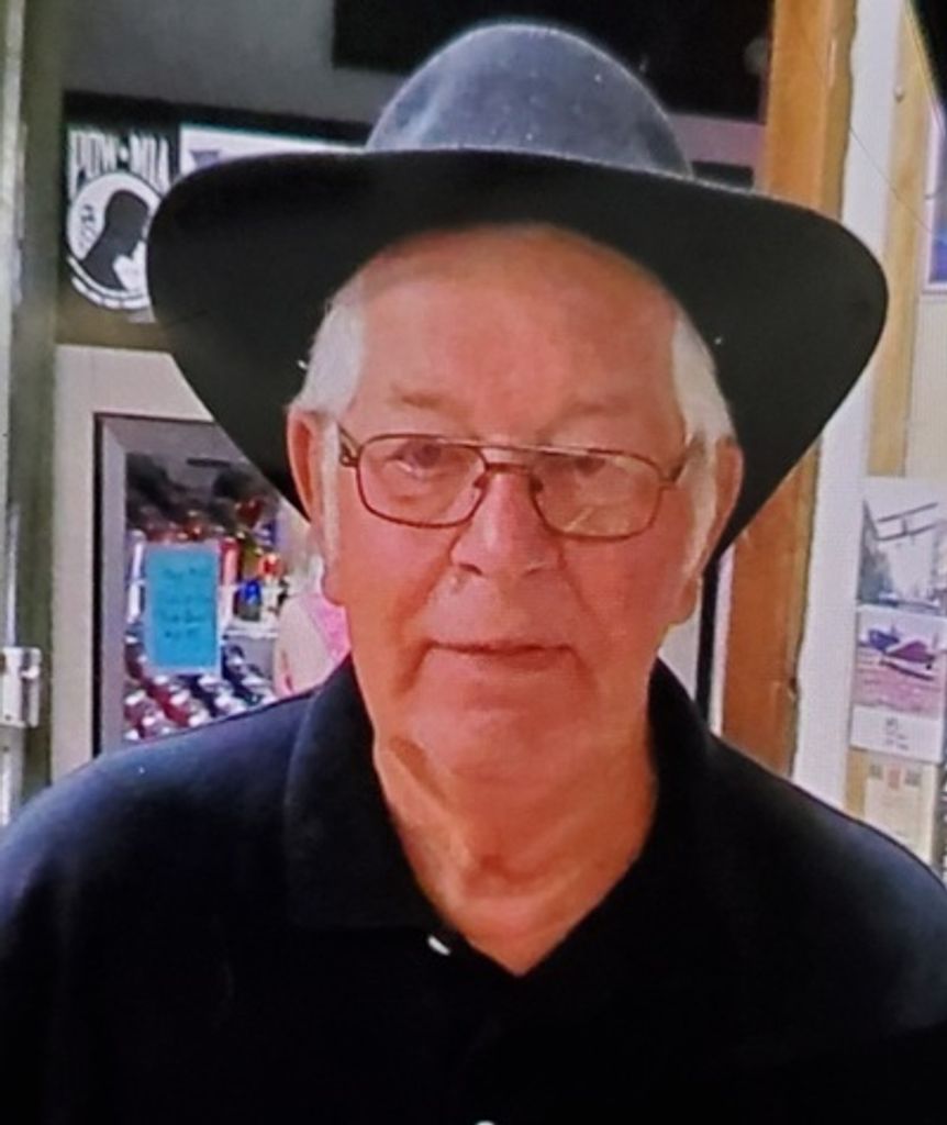 Lester Curtis Erickson Profile Photo