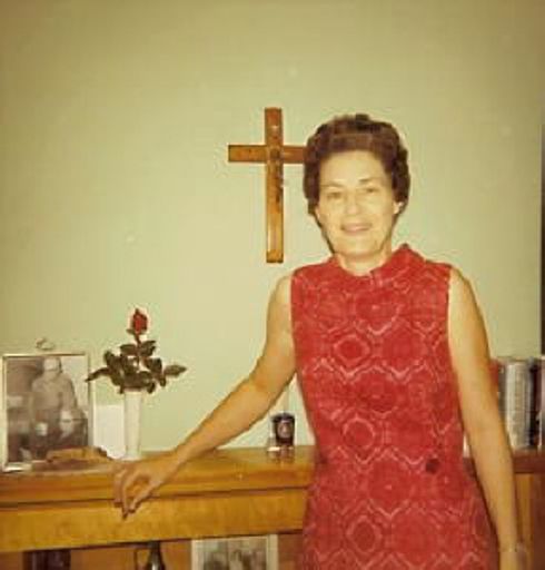 Barbara Paul photo gallery thumbnail 35 of 71