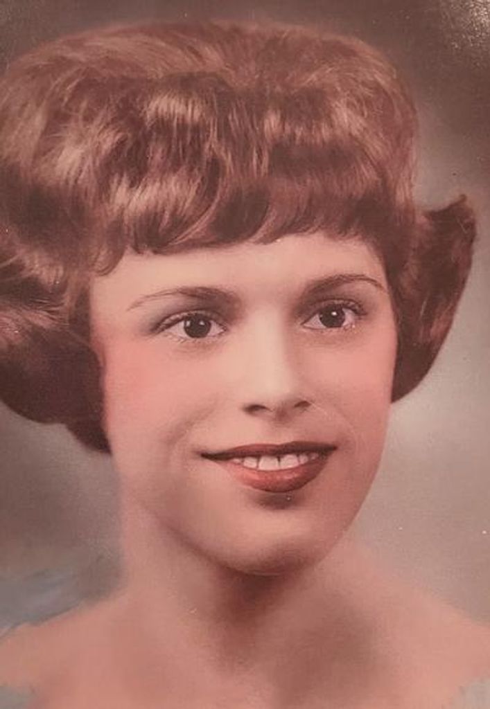 Loretta Louise Stamper Profile Photo