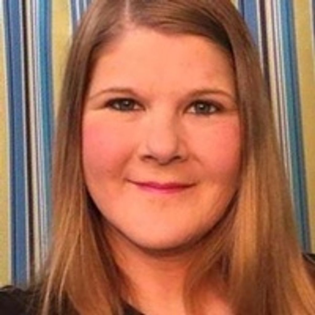 Lesley Lavon Lyell Profile Photo