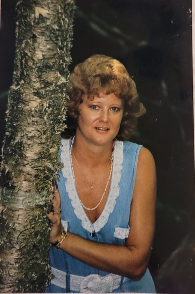 Theresa Marie Thomas Profile Photo