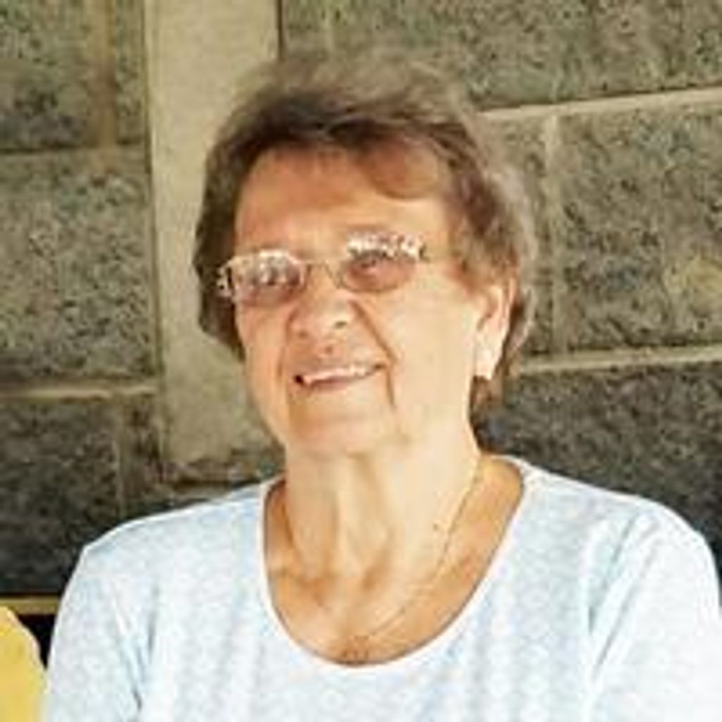 Janet May Saunders Profile Photo