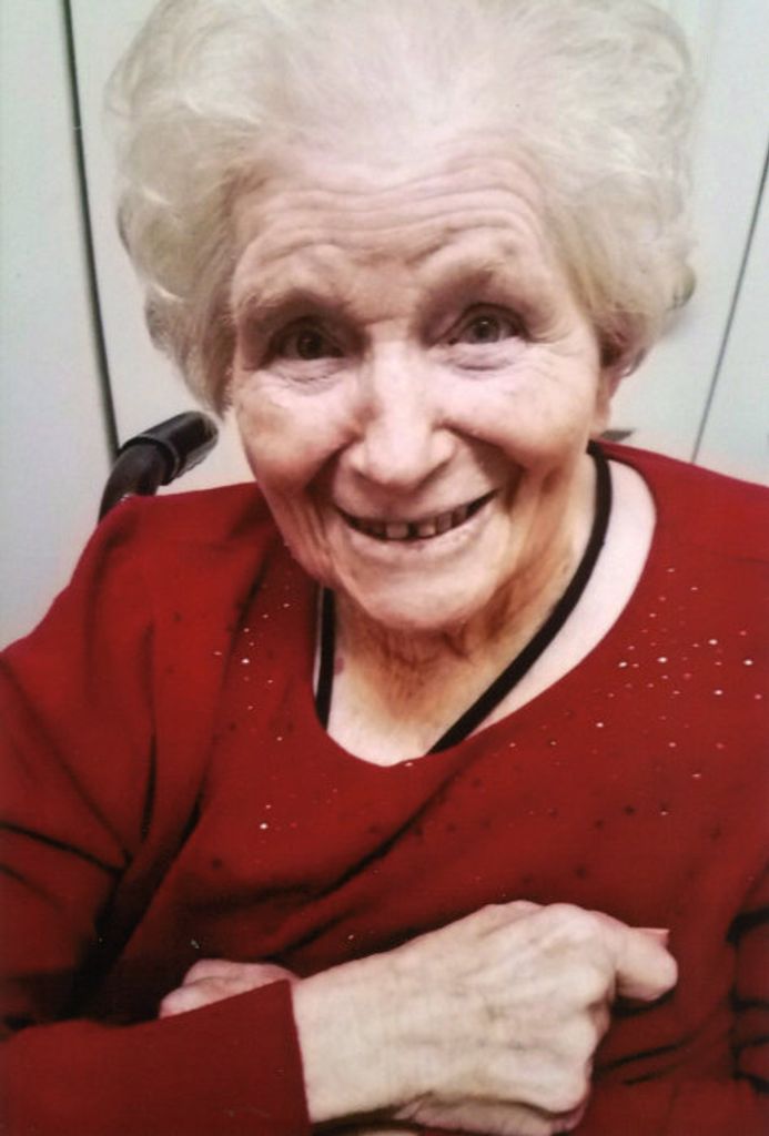 Lawella Oviatt Profile Photo