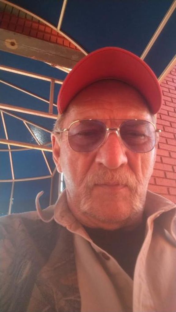 Johnny Lloyd Hodges Profile Photo